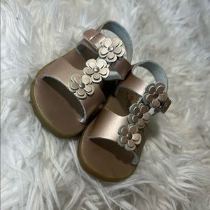 Footmates size 7 toddler girls Sandal